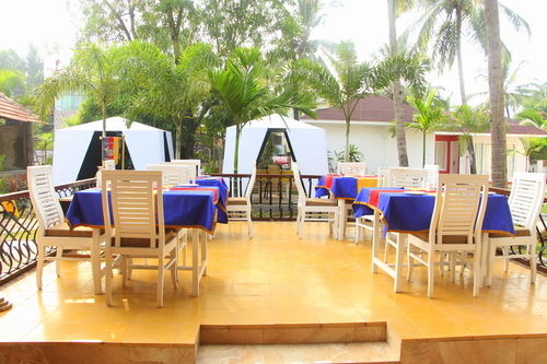 Hotel Paparazzi Resort 8