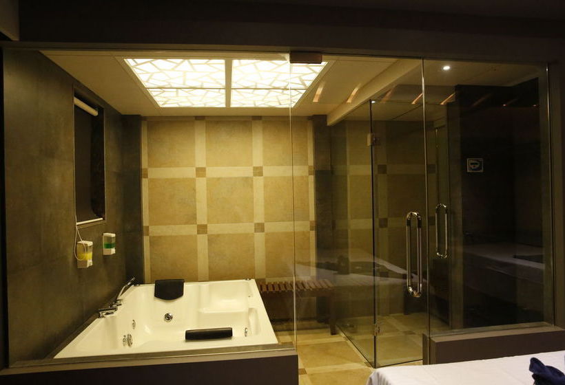 Hotel Abhishek Beach Resort & Spa 11