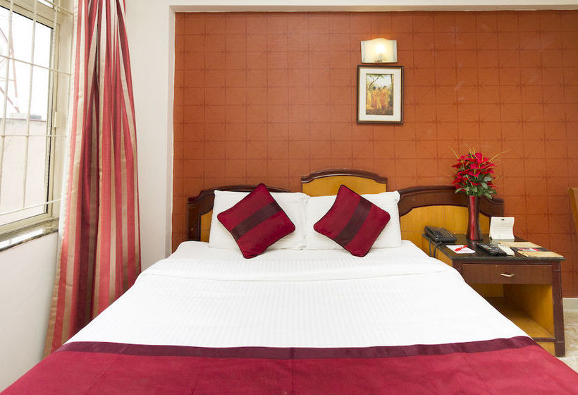 Hotel Oyo Rooms Jc Road 12