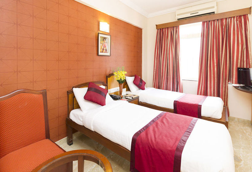 Hotel Oyo Rooms Jc Road 14