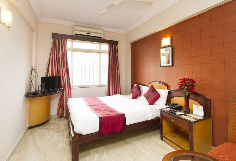 Hotel Oyo Rooms Jc Road 16