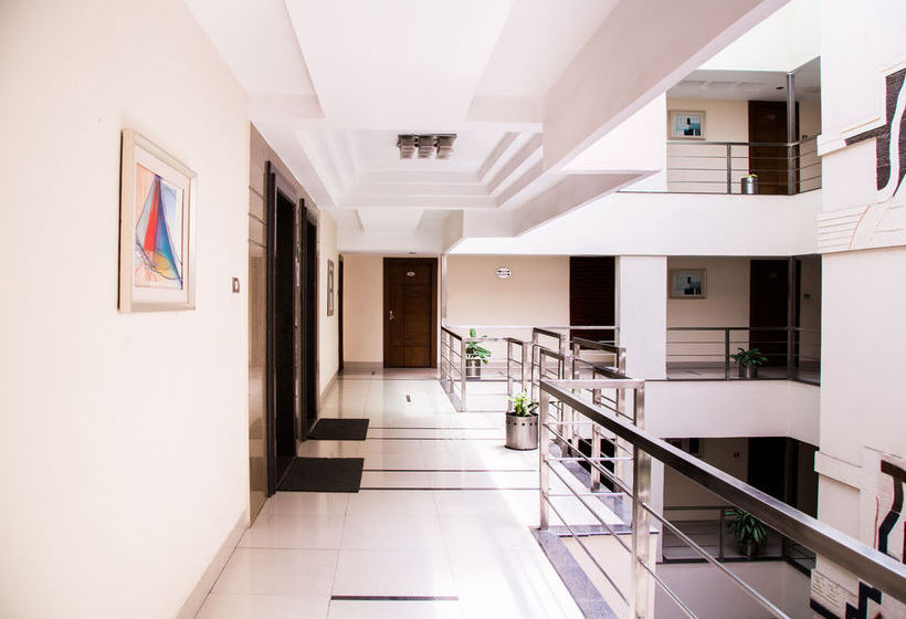 Hotel Oyo Premium Hyderabad Whitefield 9