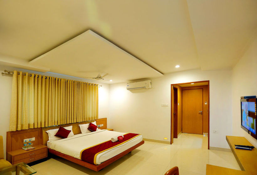 Hotel Oyo Rooms Gachibowlimiyapur Road 14