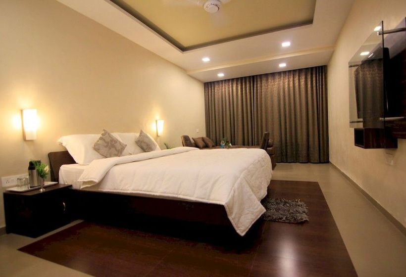 Hotel Krushnai Resort 6