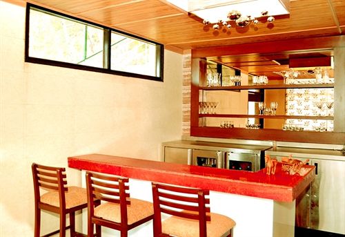 Hotel Una Comfort Kasauli Exotica 2