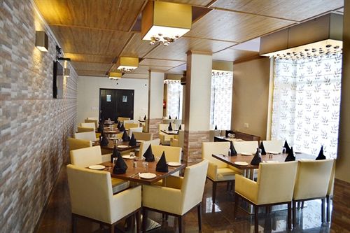 Hotel Una Comfort Kasauli Exotica 5