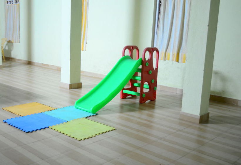 Sanjose Holiday Home Resort 16