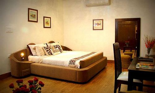 Hotel 66 Residency 7