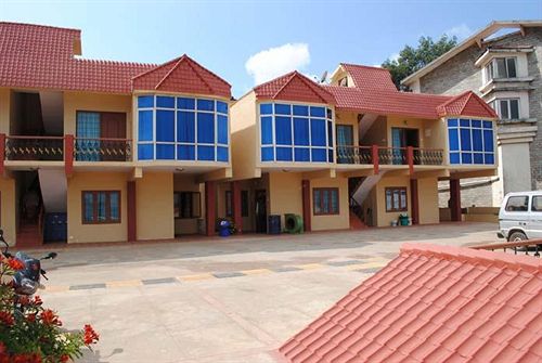 Hotel Tulips Elkhill Resort 14