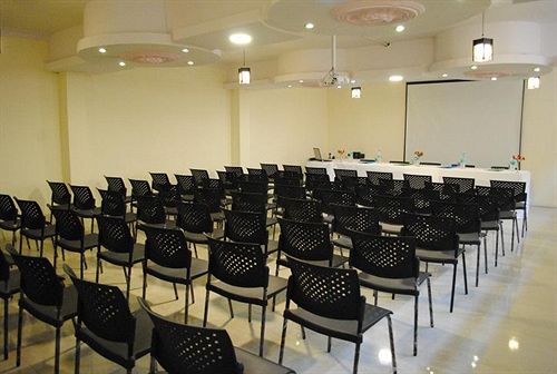 Hotel Tulips Elkhill Resort 17