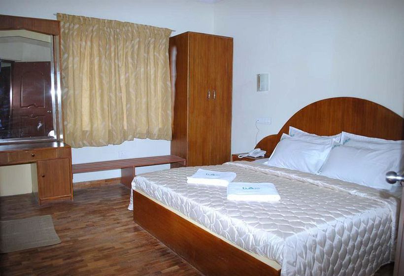 Hotel Tulips Elkhill Resort 4