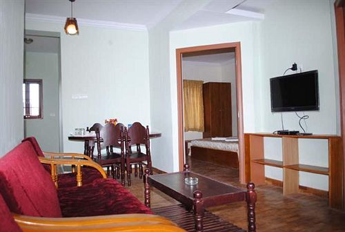 Hotel Tulips Elkhill Resort 9