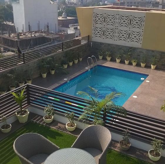 Hotel Seven Hills Tower 17