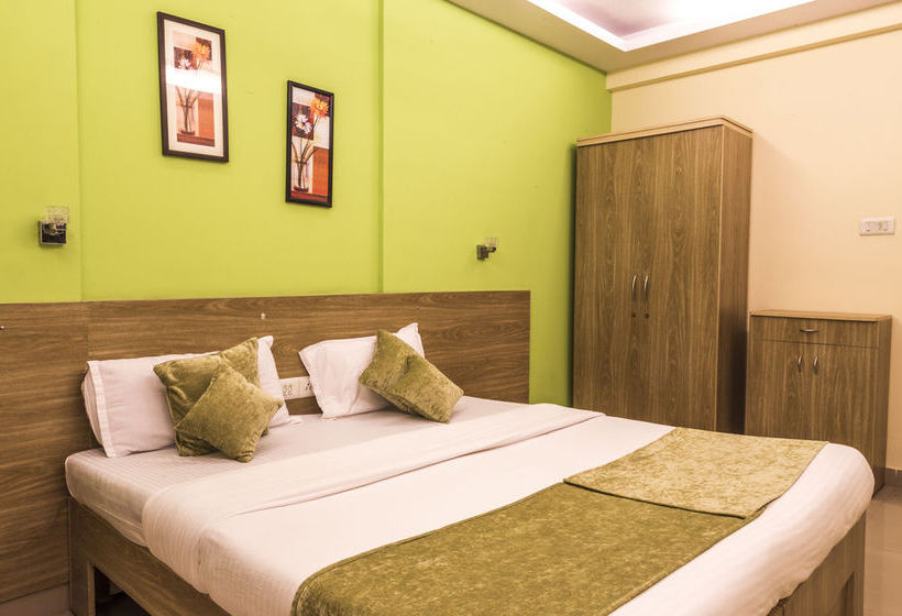 Hotel Oyo Premium Saki Vihar 13