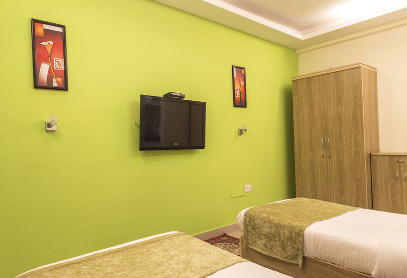 Hotel Oyo Premium Saki Vihar 19