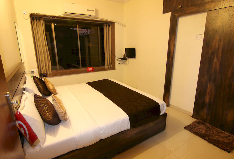 Hotel Oyo Premium Mumbai Sher E Punjab 186 11