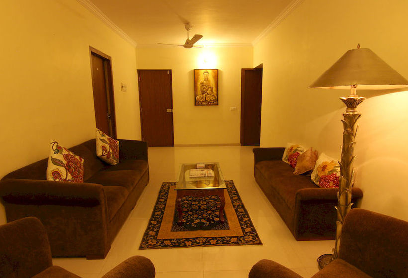 Hotel Oyo Premium Mumbai Sher E Punjab 186 15