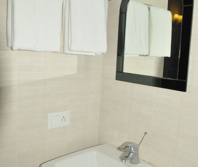 Hotel Orange Suites Airport Transit Stay 7