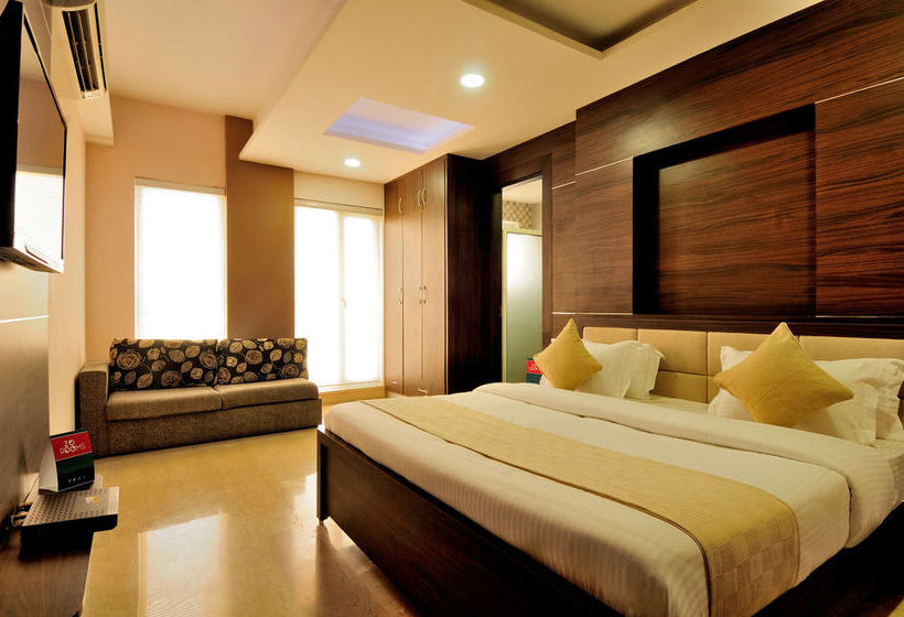 Hotel Zo Rooms Noida Atta Market 2