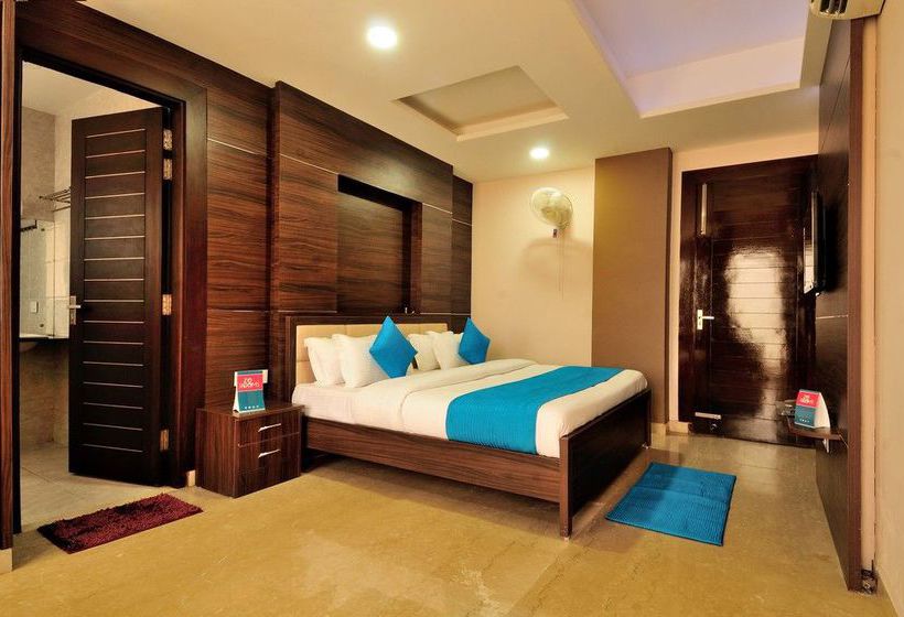 Hotel Zo Rooms Noida Atta Market 7