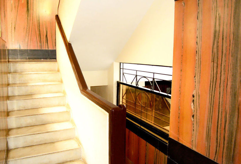 Hotel Stay Vista Rooms At Pune Station 11