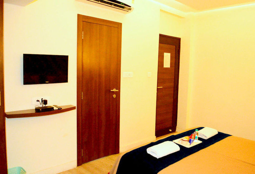 Hotel Stay Vista Rooms At Pune Station 8