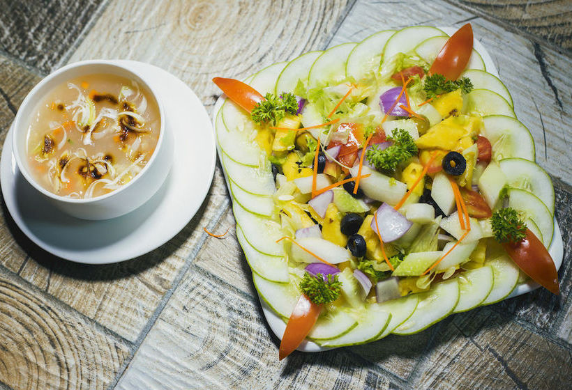 Hotel Forest Glade 13