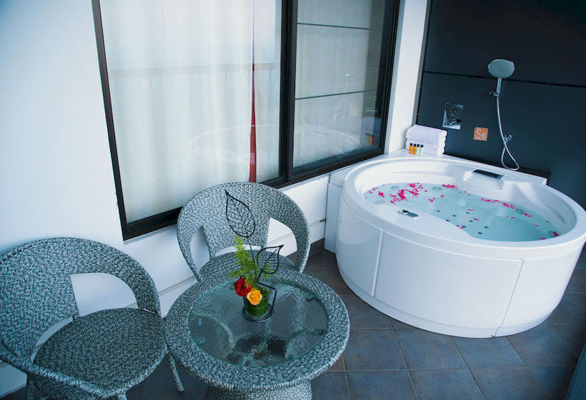 Hotel Forest Glade 2