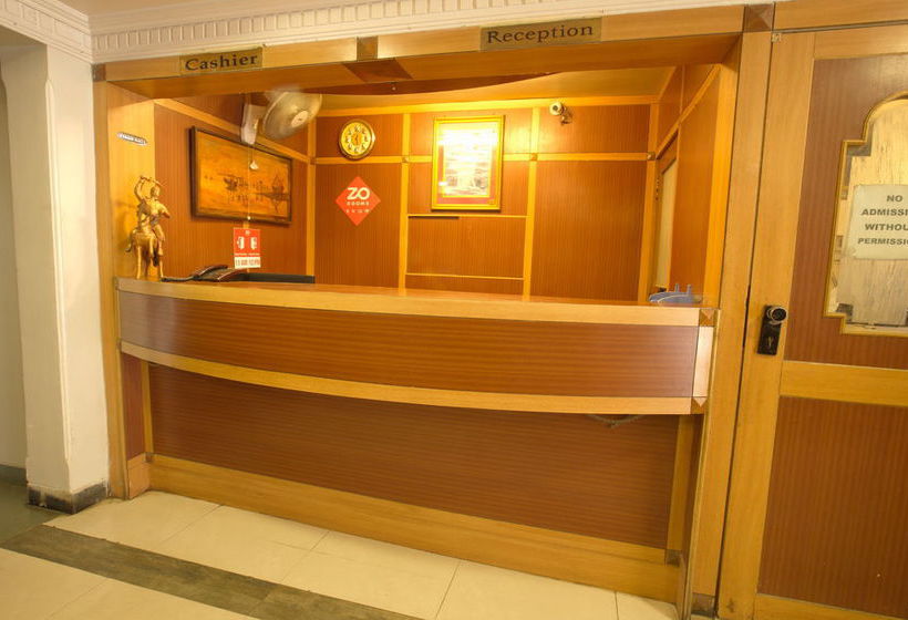 Hotel Zo Rooms Jm Road 11