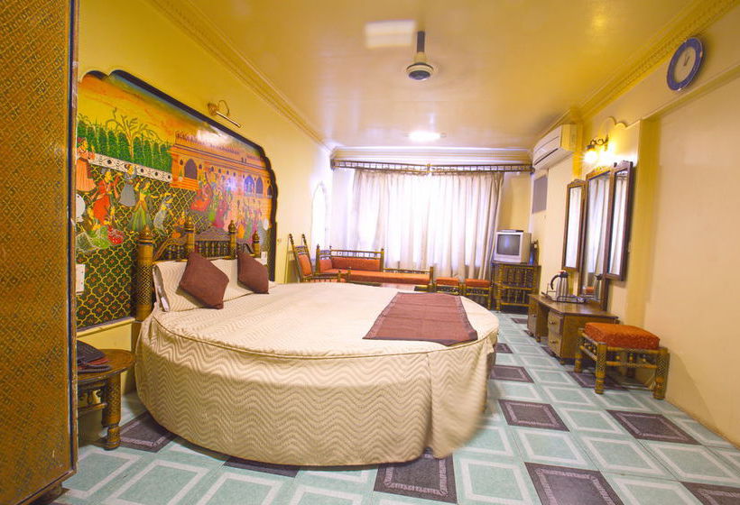 Hotel Zo Rooms Jm Road 17