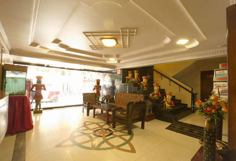 Hotel Zo Rooms Jm Road 7