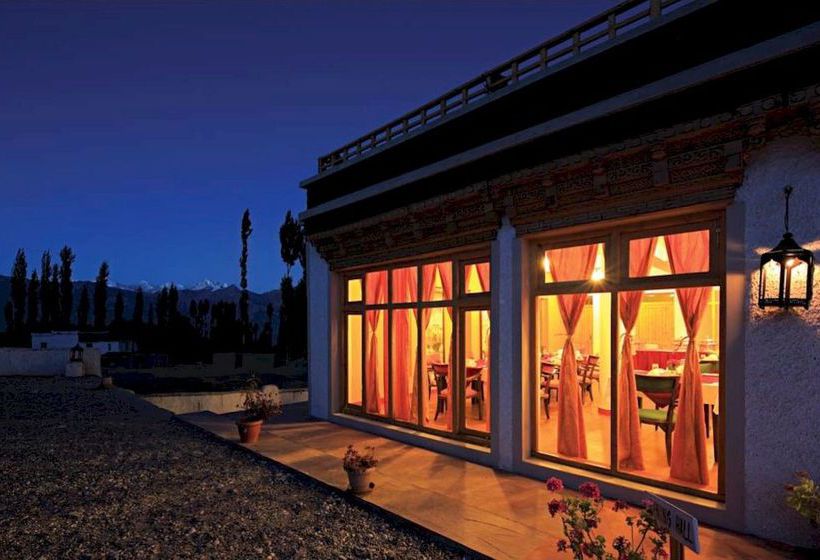 Hotel Saboo Resorts 4