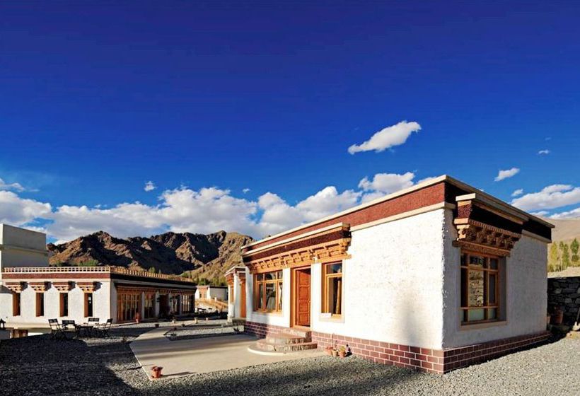 Hotel Saboo Resorts 9