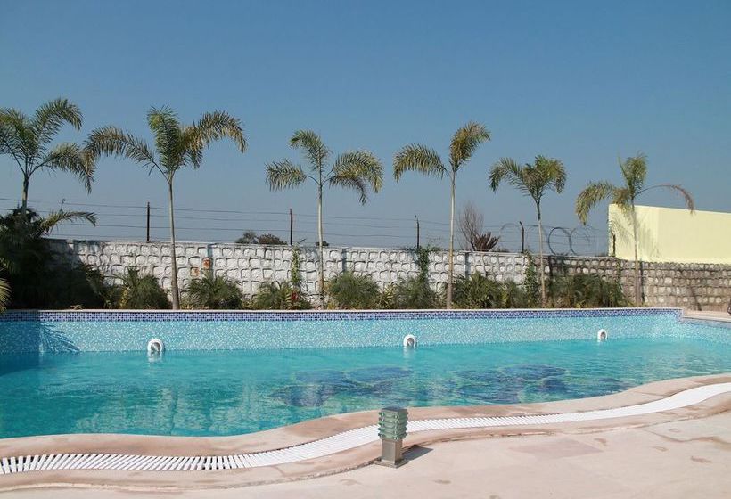 Hotel V Resorts Rajaji National Park 5