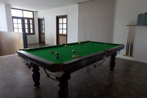 Treehouse Dwarka Hotel & Club 1