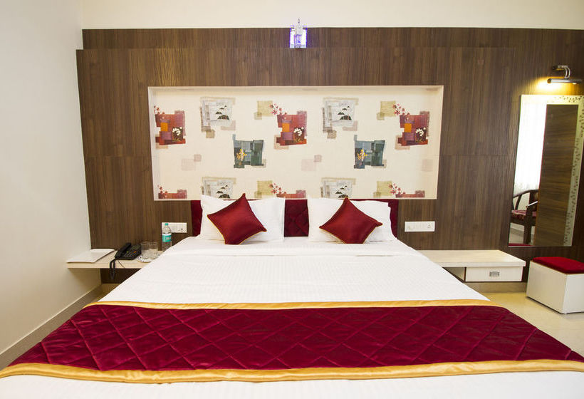 Hotel Oyo Rooms Kalyan Nagar 12