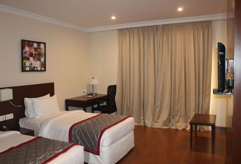 Hotel Siesta Hitech 10