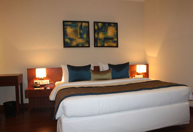 Hotel Siesta Hitech 13