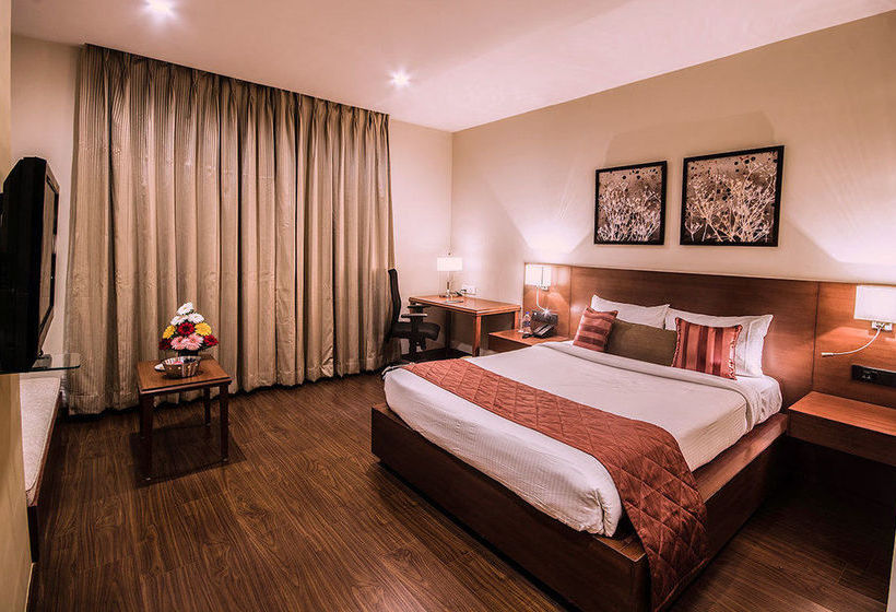 Hotel Siesta Hitech 3