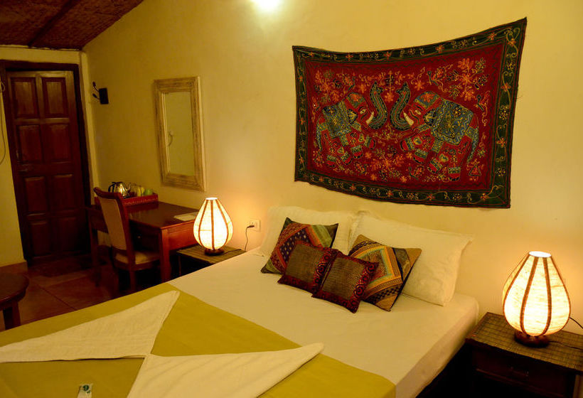 Pension Little India Beach Cottages 10