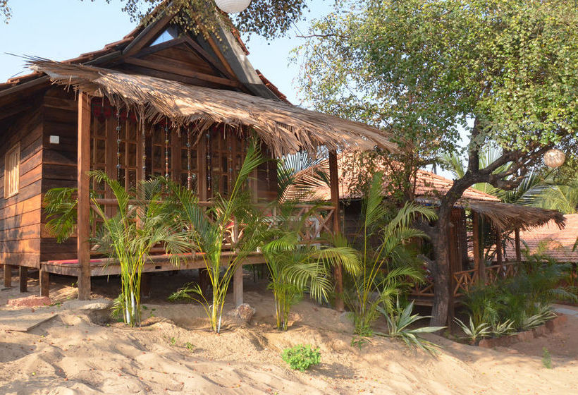 Pension Little India Beach Cottages 5