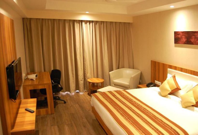 Hotel Le Roi Raipur 16