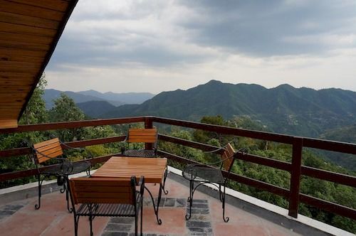 Woodsmoke Resort & Spa 2