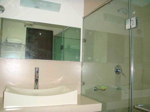 Woodsmoke Resort & Spa 5