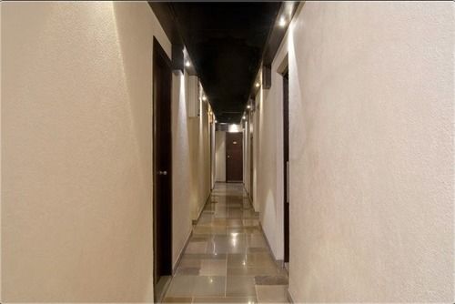 Hotel Stay Vista Rooms At Mumbai Central 6