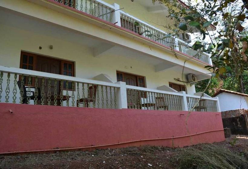 Pension Pebbles Guesthouse 16