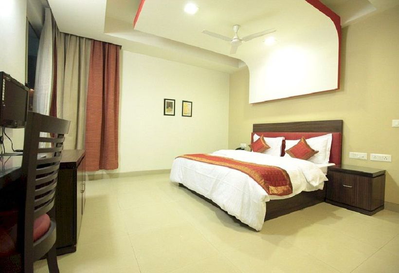 Hotel The Grand Olive 1