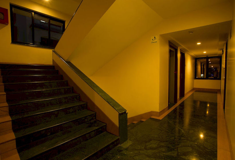 Hotel Oyo Rooms Kalyani Nagar 11