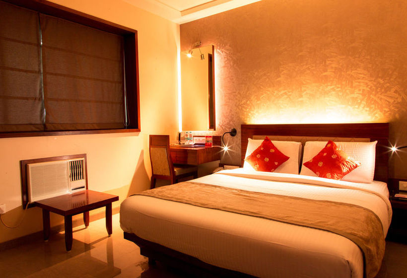 Hotel Oyo Premium Thane Wagle Industrial Estate 11