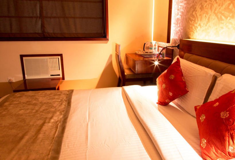 Hotel Oyo Premium Thane Wagle Industrial Estate 7